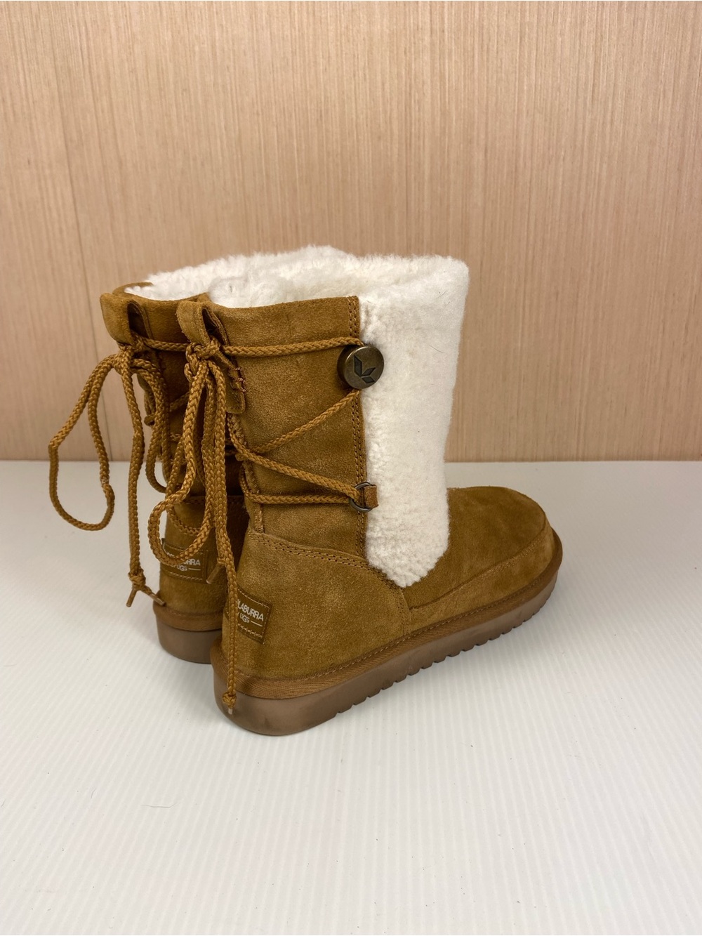 UGG Koolaburra by UGG Chestnut Suede Sherpa Lace Up Boots Women’s 8